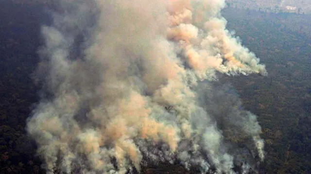 Fuego sigue imparable y devora la amazonía brasileña