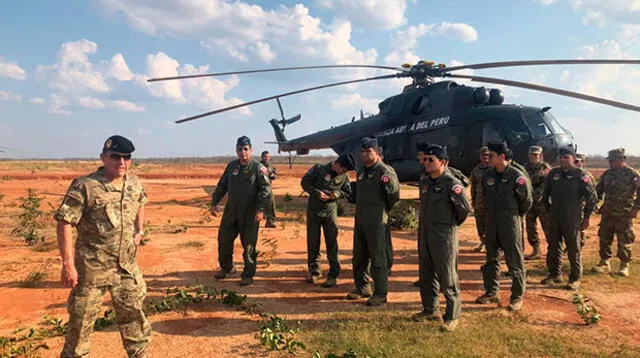 Helicópteros de la FAP llegaron para apoyar en extinguir el fuego en la amazonía