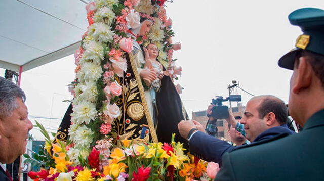 PNP y autoridades del Callao rindieron homenaje a Santa Rosa de Lima