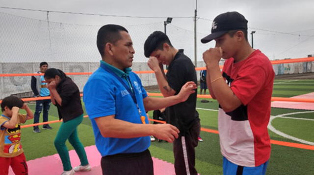 Chiquito Rossel impulsa el deporte a través de clases de box