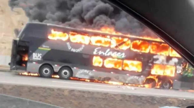 Incendio ocurrió cerca a la playa El silencio, en Ica