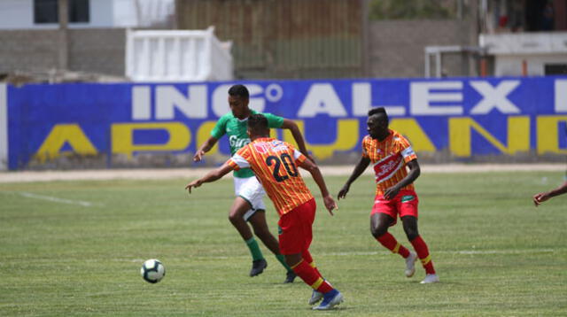 Atlético Grau goleó 5 a 2  Los Caimanes y lo mandó al descenso. FOTO: Bryan Rubio