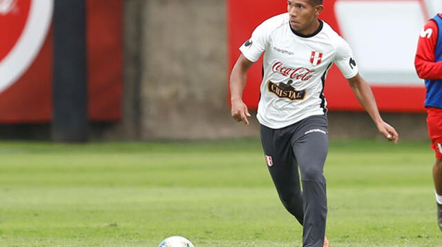 Edison Flores volvió a los entrenamientos