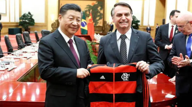 Bolsonaro alienta a Flamengo