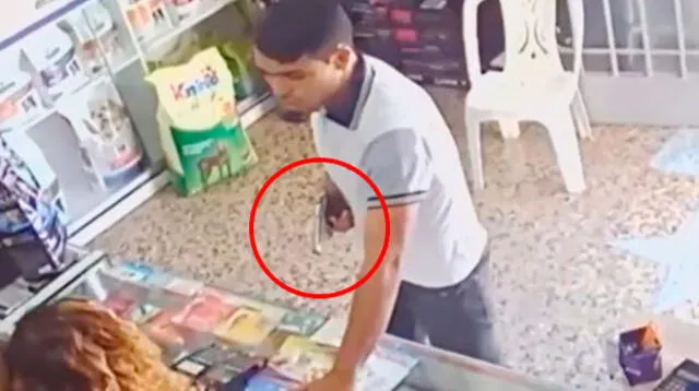 Delincuente con arma en mano pide la ketamina