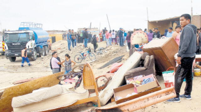 Familias lo perdieron todo en voraz incendio en Huacho