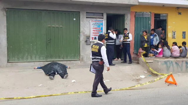 Sujeto se encontraba con vida cuando fue dejado frente a vivienda 