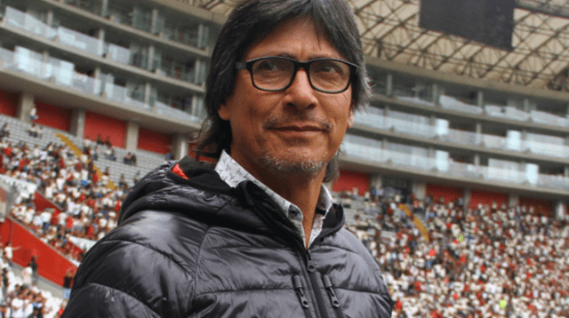 El técnico de Universitario de Deportes fue invitado por el Departamento de Relaciones Públicas del club ‘millonario’