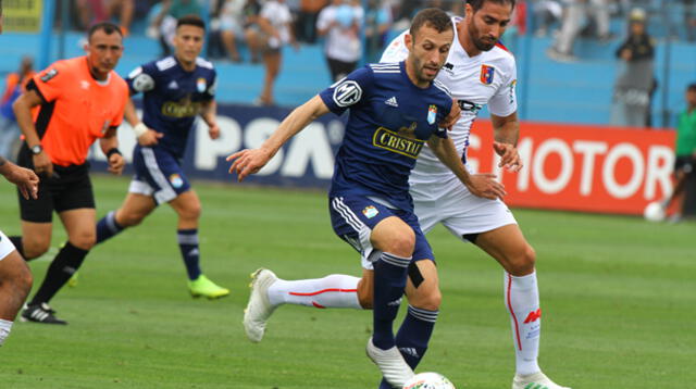 Horacio Calcaterra fue el autor del primer gol de Cristal. FOTO: LIBERO