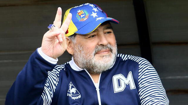 Maradona duró apenas 2 meses en el Lobo