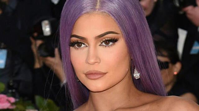 Kylie se ha caracterizado siempre por utilizar colores fantasía en su cabellera 