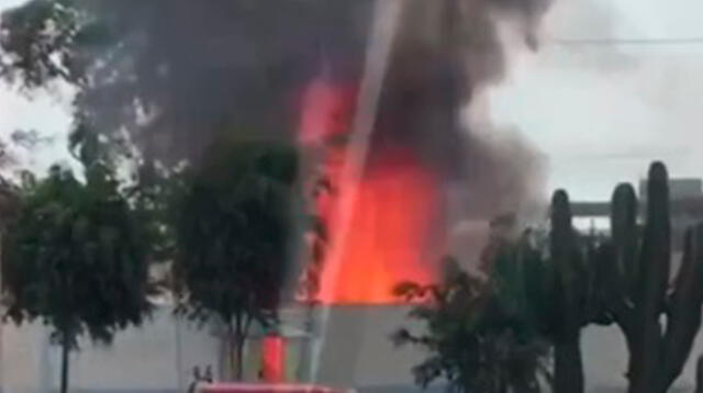 Incendio en oficinas administrativas del INPE en el Callao