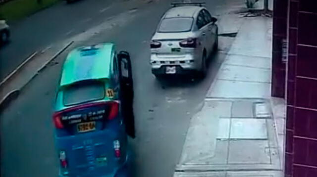 El mototaxi estaba estacionado en la av. Universitaria