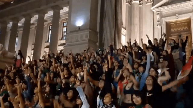 Este himno se ha dejado escuchar en la Plaza San Martín y en San Marcos Este himno se ha dejado escuchar en la Plaza San Martín y en San Marcos