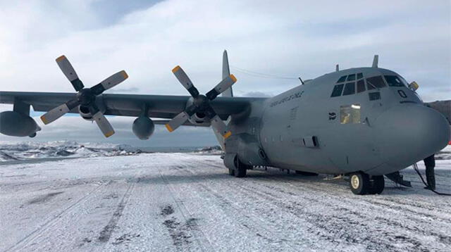 En el avión Hércules FACH se encontraban 17 tripulantes y 21 pasajeros