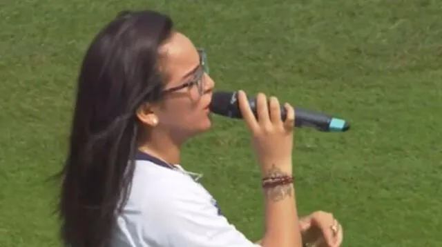 La salsera Daniela Darcourt armó la fiesta en el estadio de Matute