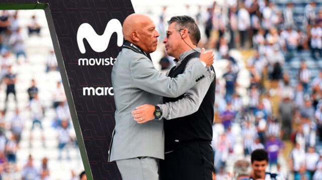 Roberto Mosquera y Pablo Bengochea se saludan al términod de la final