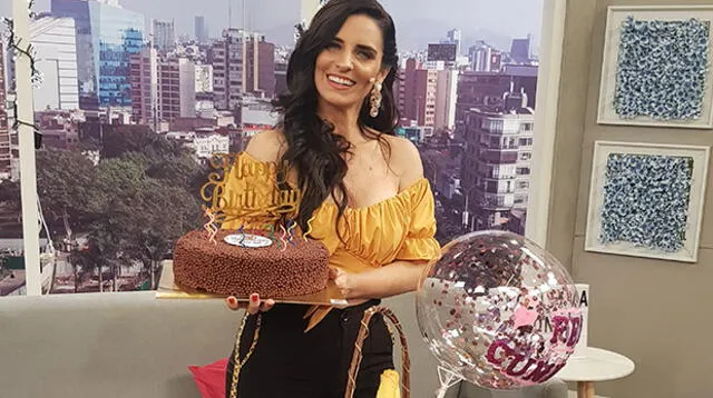 Laura Borlini se encuentra emocionada con la celebración de su onomástico