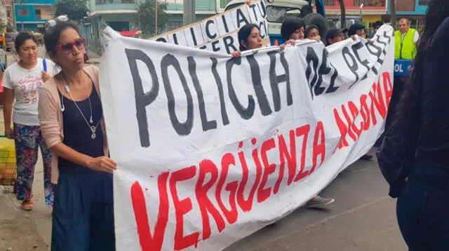 Deudos y activistas protestaron contra la Policía