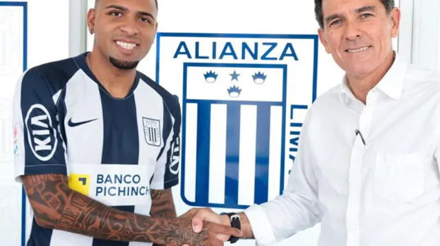 Alexi Gómez firmó por las próximas dos temporadas | Foto: Alianza Lima