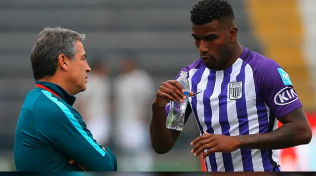 Carlos Ascues ya sabe que es estar en Alianza Lima siendo dirigido por Pablo Bengoechea