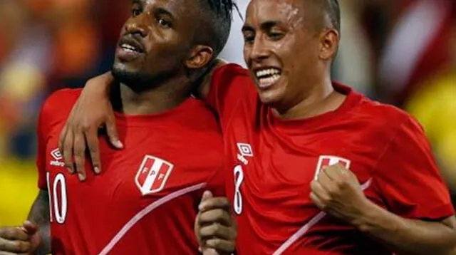 Christian Cueva ya entrena con Santos en Brasil y Jefferson Farfán desea que vuelva a jugar