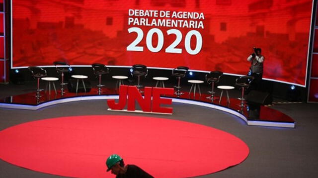 El debate se llevará a cabo a las 8 de la noche en el Centro de Convenciones de Lima