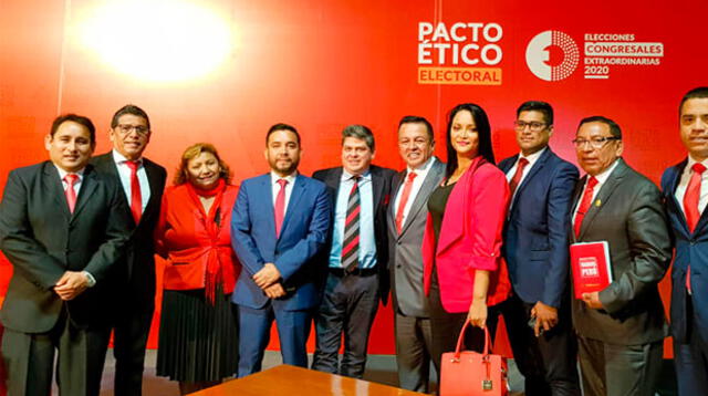 El grupo político Vamos Perú fue creado en el año 2013 