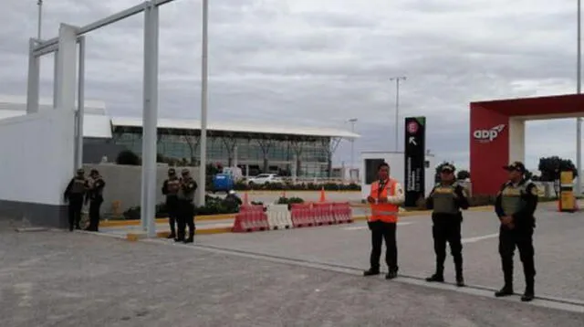 Avión comercial aterrizó en Pisco por falsa alarma de bomba [VIDEO]