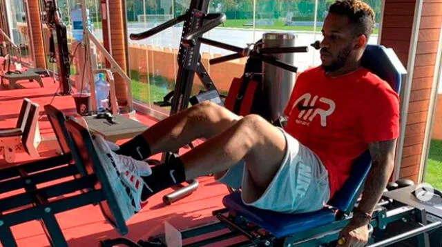 Jefferson Farfán alista su regreso a la selección peruana en marzo