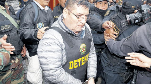 De acuerdo a las investigaciones del fiscal anticorrupción Reynaldo Abia la ex congresista Luciana León pertenecería a la banda criminal Los Intocables Ediles.