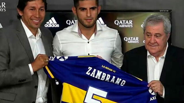 El día que Carlos Zambrano fue oficializado en Boca Juniors, posó junto Jorge Bermúdez y Jorge Amor Ameal
