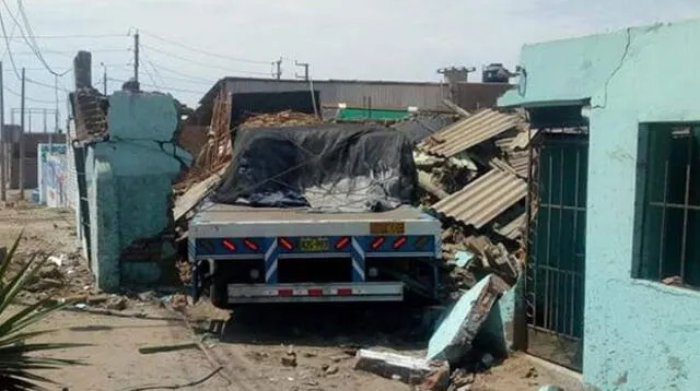 El aparatoso accidente, ocurrido en la ruta hacía Trujillo, no dejó víctimas fatales