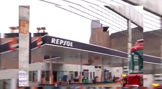 Grifo de Repsol en avenida Colonial