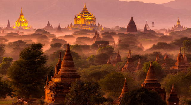 Los jóvenes mantuvieron relaciones sexuales en frente de una de las pagodas de Bagan