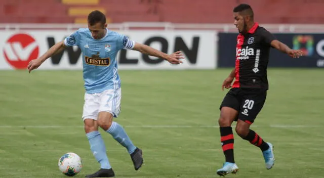 Melgar y Sporting Cristal disputaron un intenso encuentro en Arequipa | Foto: @ClubSCristal