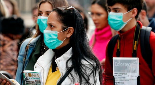 Las farmacias aseguran haberse quedado sin mascarillas protectoras y desinfectantes.