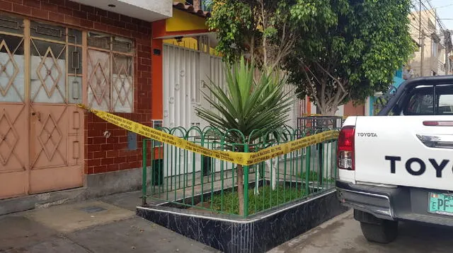 Vecinos de la zona indicaron que en la vivienda donde ocurrió el asesinato,  se hace con frecuencia fiestas.