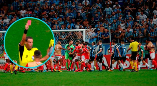 Clásico de Porto Alegre por la Copa Libertadores se vivió con agresividad y árbitro no dudo en expulsar a ocho jugadores.
