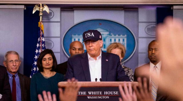 Donald Trump en conferencia de prensa en la Casa Blanca