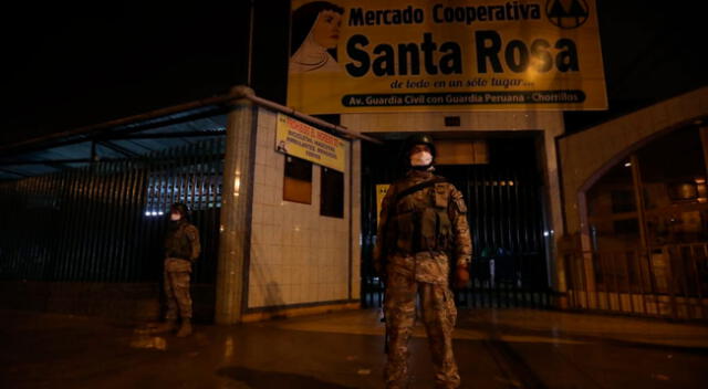 Fuerzas Armadas en el día 1 del estado de emergencia. Foto Jorge Cerdan