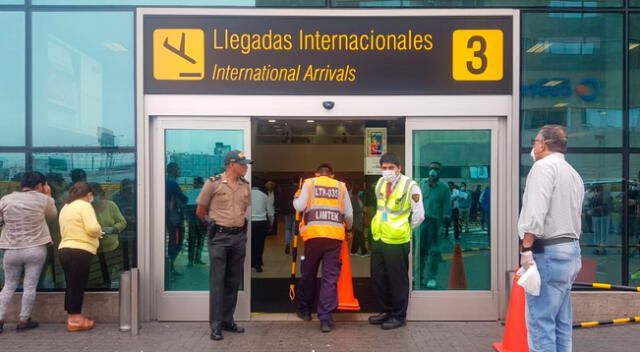 Control en el aeropuerto Jorge Chávez por estado de emergencia.