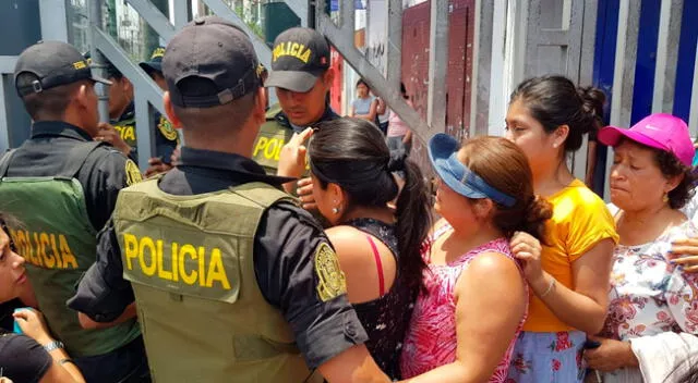 PNP controla acceso en Gamarra.