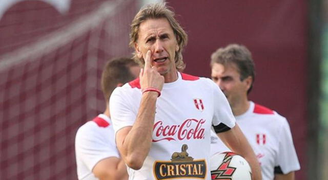 El entrenador de la selección peruana está pendiente de los jugadores que se encuentran fuera del país