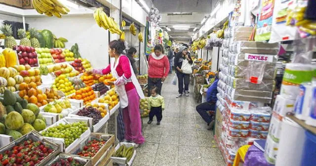 Continuara con normalidad los vehículos de carga que lleven los alimentos a los centros de abasto.