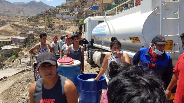 La Municipalidad de Villa María del Triunfo viene coordinand con sedapal para la asistencia de camiones cisternas de agua potable en los asentamientos humanos.