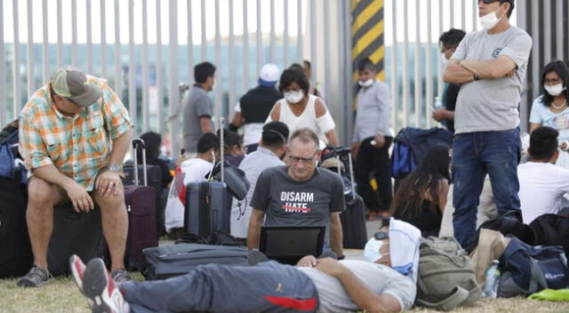 Peruanos piden regresar al país. Foto: referencial