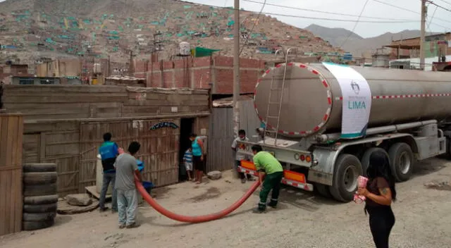 Municipalidad de Lima lleva agua potable a nueve distritos