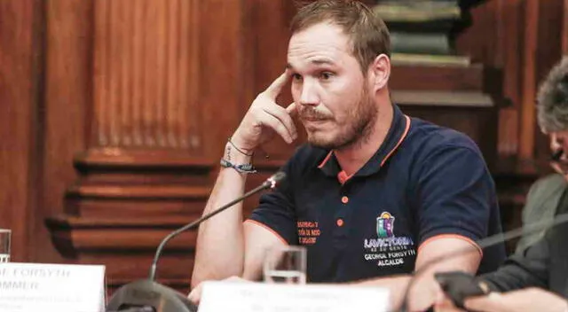 George Forsyth le prometió a los comerciantes que iba gestionar con la Municipalidad de Lima.