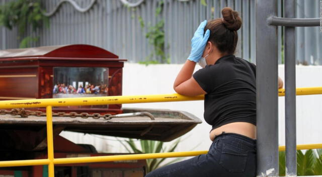Las cifras oficiales de fallecidos no muestran la realidad del impacto del coronavirus en Ecuador.